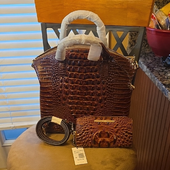 Brahmin Brown Crocodile Embossed Handbag - Picture 9 of 11